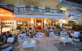 Central Hotel